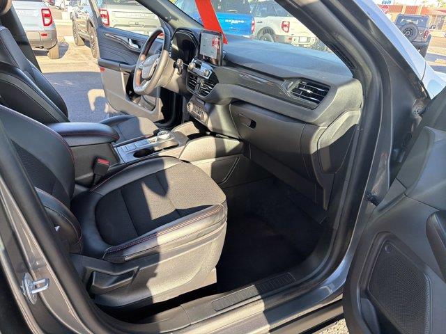 2025 Ford Escape - $24,559