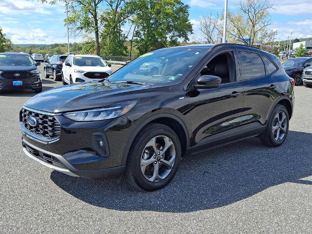 2025 Ford Escape - $25,755