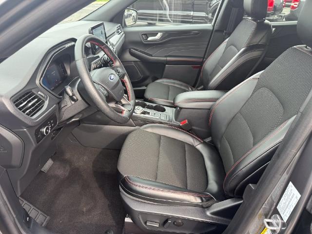 2025 Ford Escape - $25,750