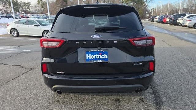 2023 Ford Escape ST-Line Select