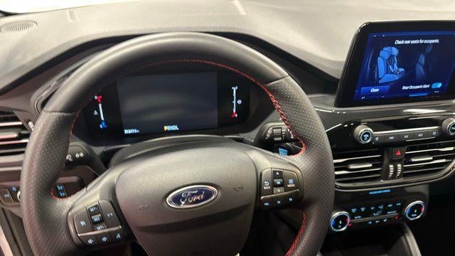 2025 Ford Escape ST-Line Select