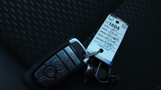 2025 Ford Escape ST-Line Select