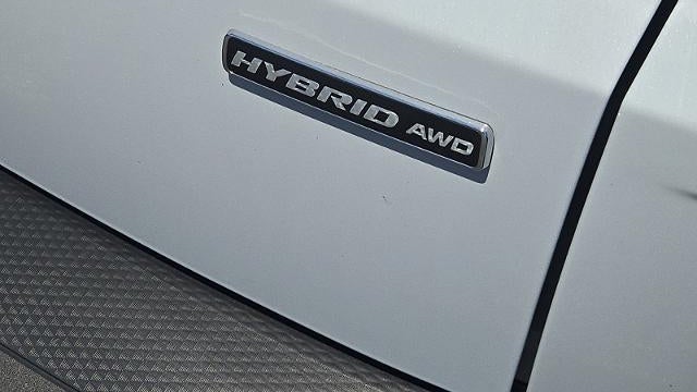 2025 Ford Escape Hybrid ST-Line Select