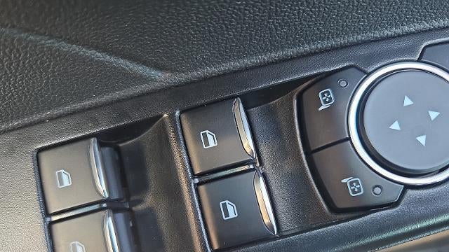 2025 Ford Escape Hybrid ST-Line Select