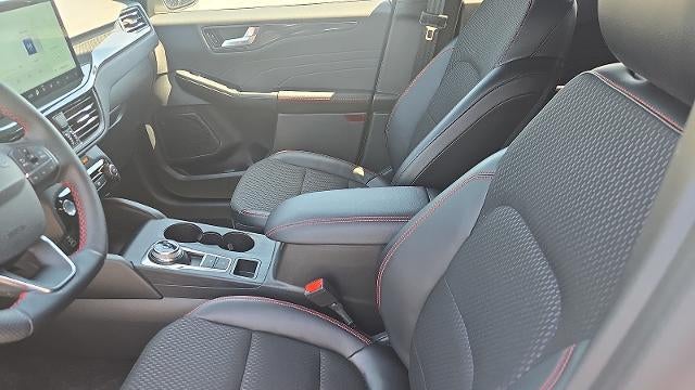 2025 Ford Escape Hybrid ST-Line Select