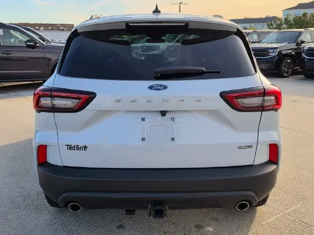 2025 Ford Escape - $28,001