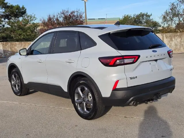 2025 Ford Escape - $28,001
