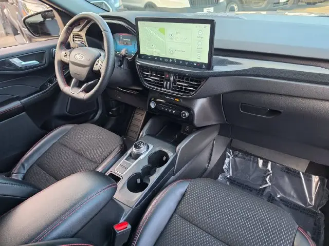2025 Ford Escape - $28,001