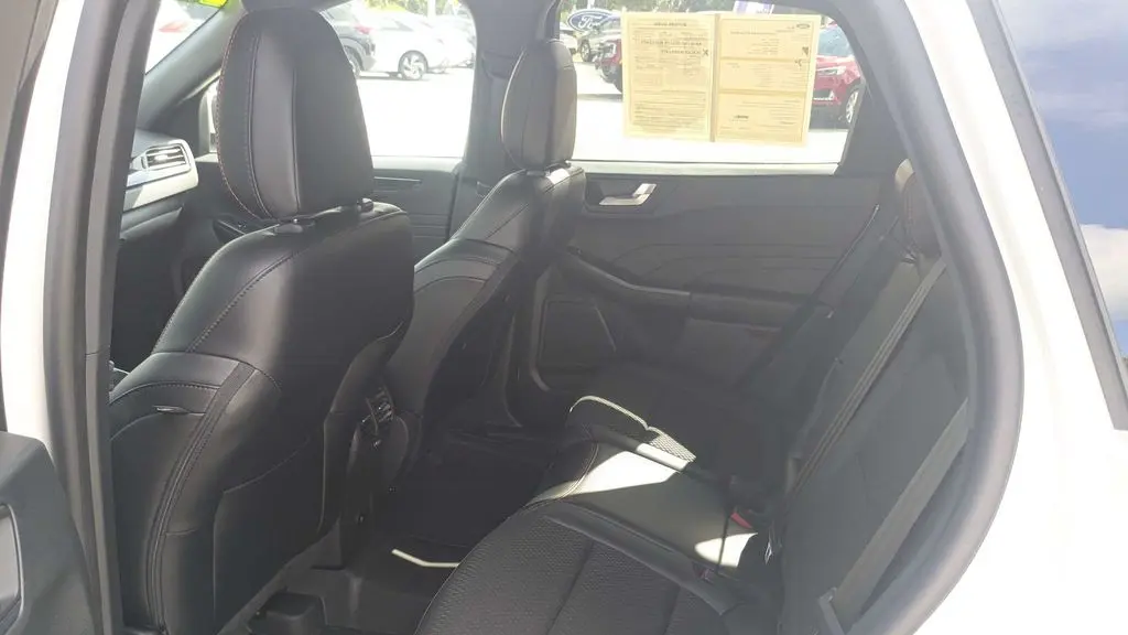 2025 Ford Escape Hybrid ST-Line Select