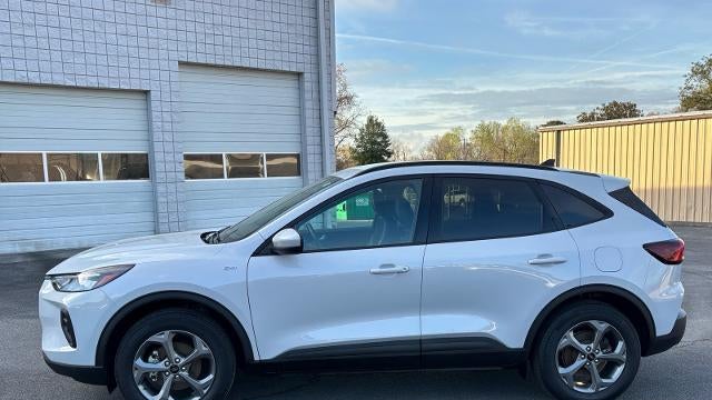 2025 Ford Escape Hybrid ST-Line Select