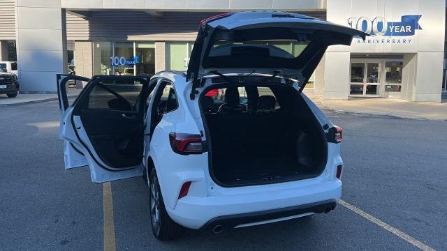 2023 Ford Escape Hybrid ST-Line Select