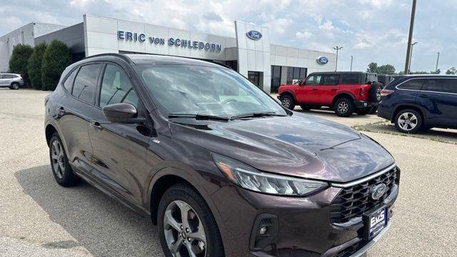 Preowned 2023 Ford Escape Hybrid ST-Line Select for Sale