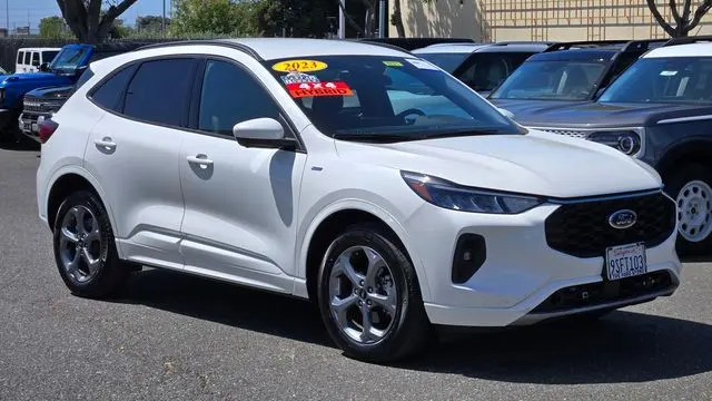 2023 Ford Escape Hybrid ST-Line Select