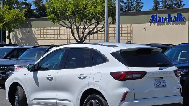 2023 Ford Escape Hybrid ST-Line Select