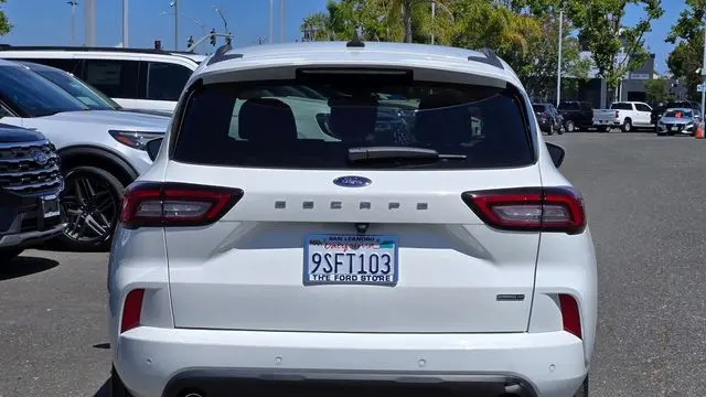 2023 Ford Escape Hybrid ST-Line Select