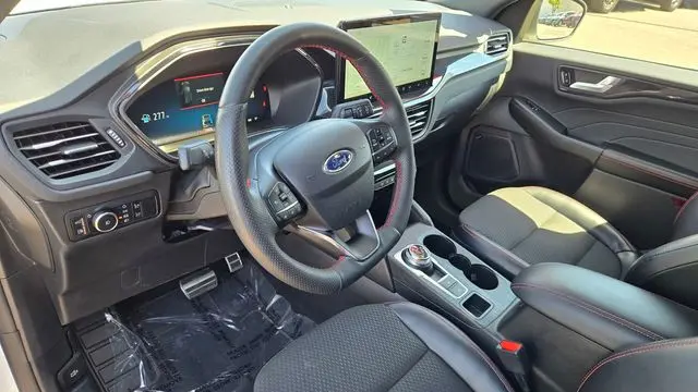 2023 Ford Escape Hybrid ST-Line Select