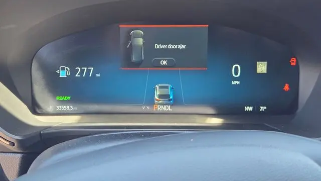 2023 Ford Escape Hybrid ST-Line Select