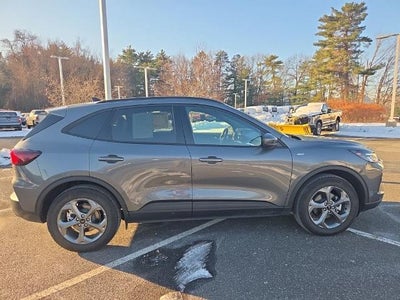 2025 Ford Escape Hybrid AWD St-Line Select 4DR SUV