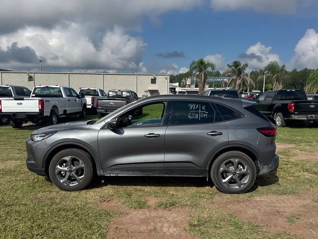 2026 Ford Escape - $32,987