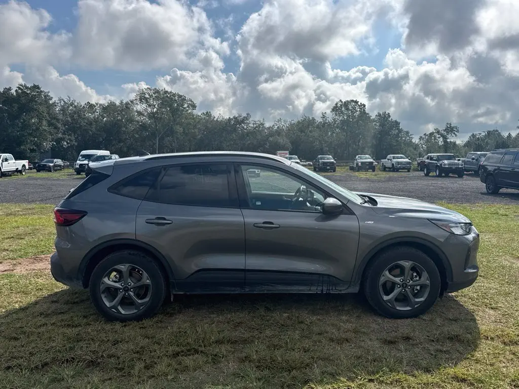 2026 Ford Escape - $32,987