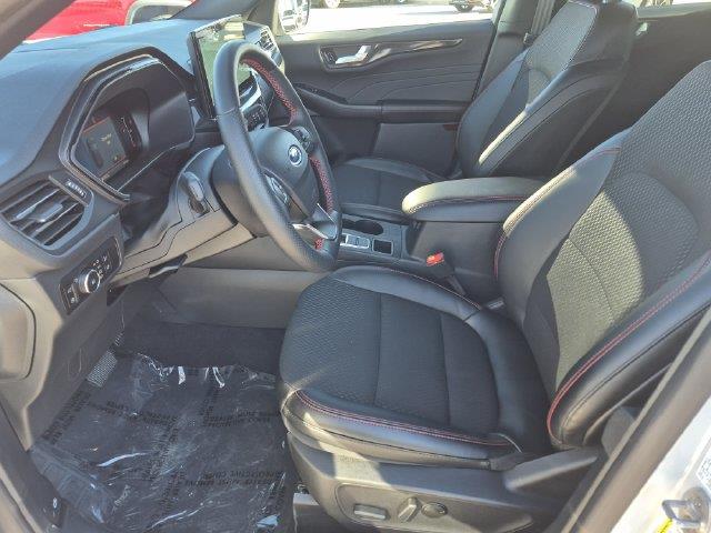 2026 Ford Escape - $31,499