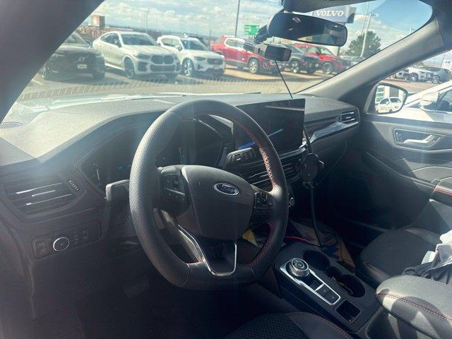 2026 Ford Escape - $31,499