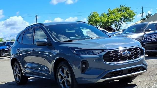 2023 Ford Escape Hybrid ST-Line Select