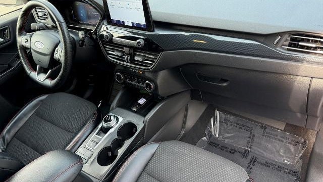 2023 Ford Escape Hybrid ST-Line Select