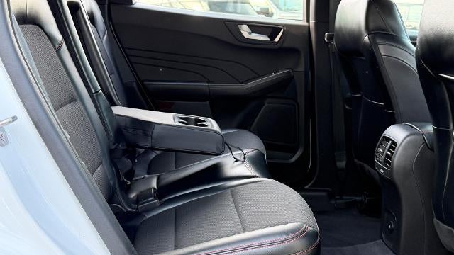 2023 Ford Escape Hybrid ST-Line Select