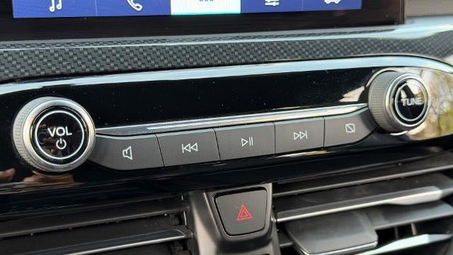 2023 Ford Escape Hybrid ST-Line Select