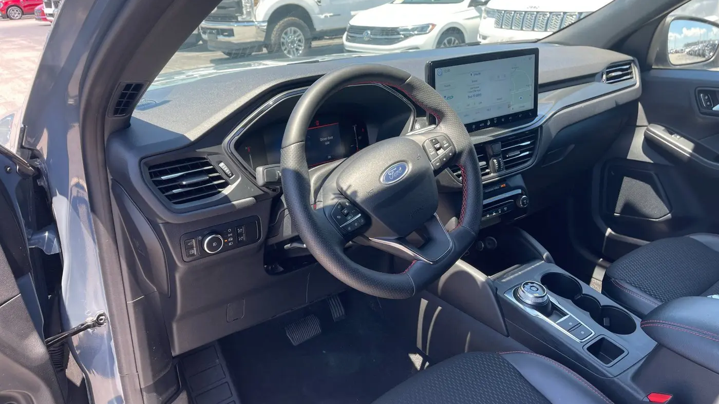 2025 Ford Escape Hybrid ST-Line Select