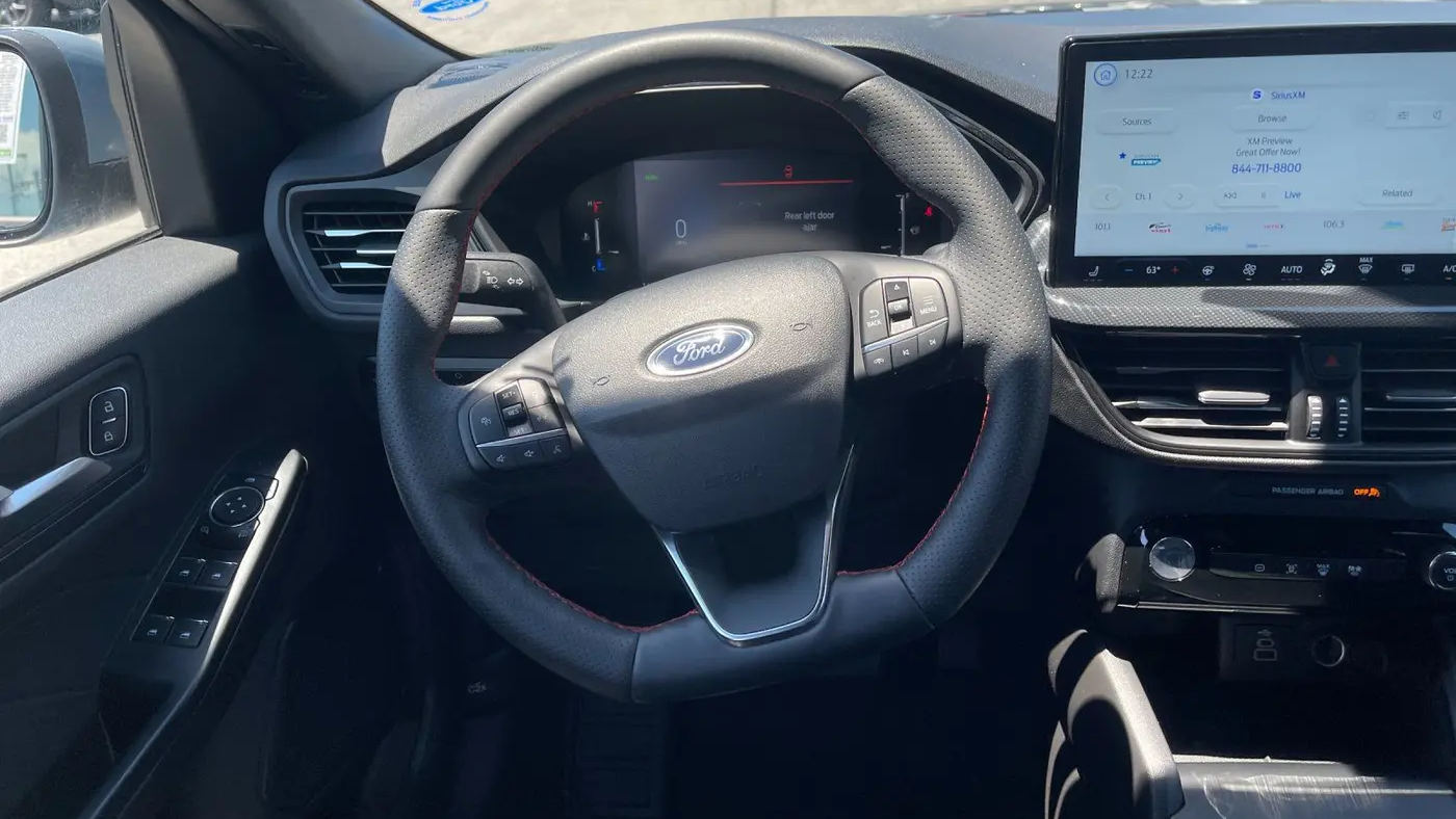 2025 Ford Escape Hybrid ST-Line Select