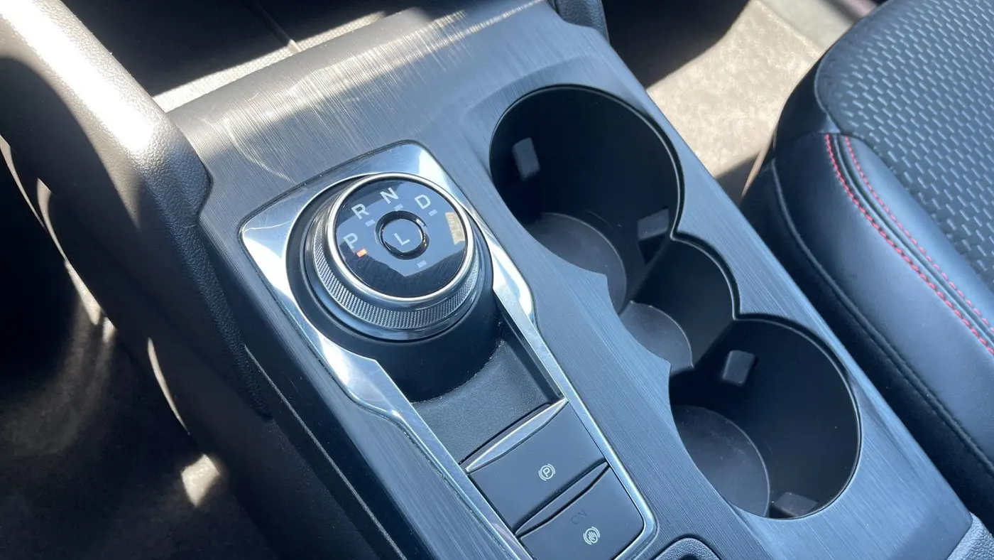 2025 Ford Escape Hybrid ST-Line Select