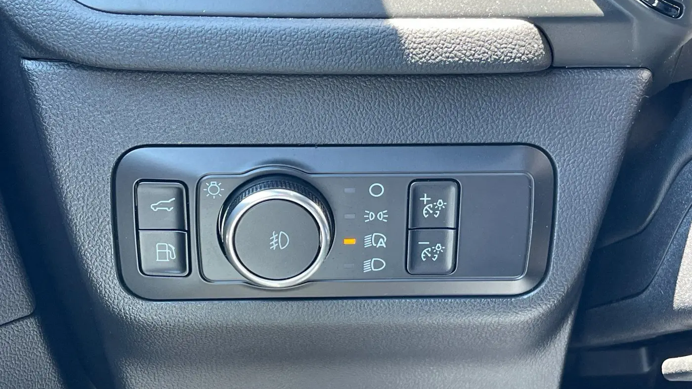 2025 Ford Escape Hybrid ST-Line Select