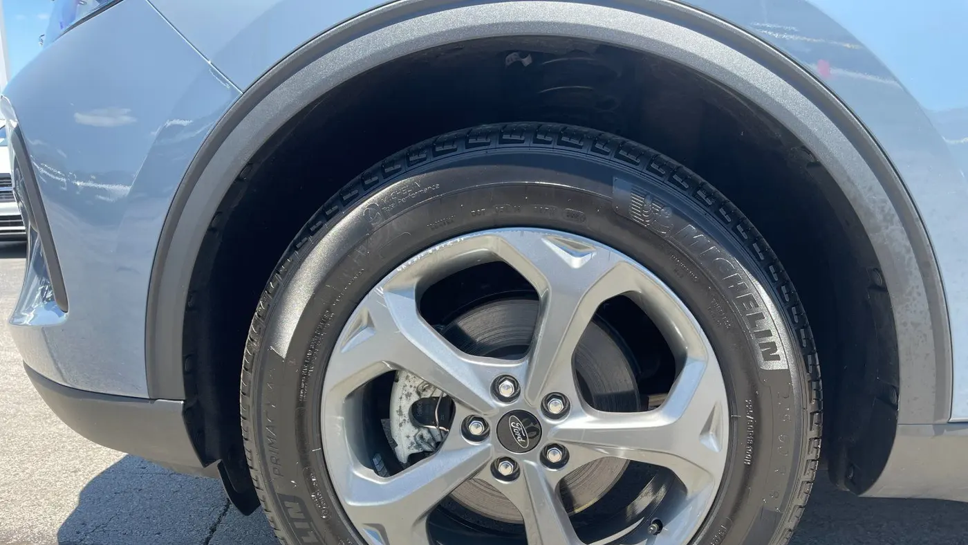 2025 Ford Escape Hybrid ST-Line Select