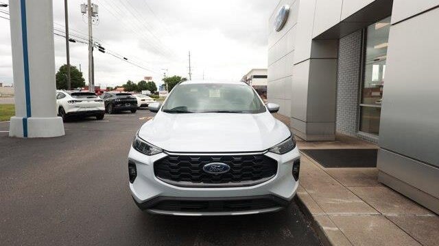 2025 Ford Escape Hybrid ST-Line Select