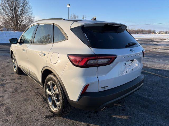 2025 Ford Escape - $29,900