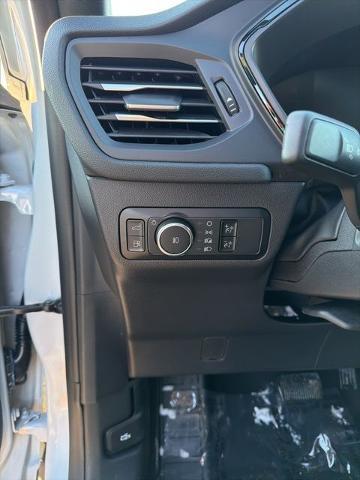 2025 Ford Escape - $29,900