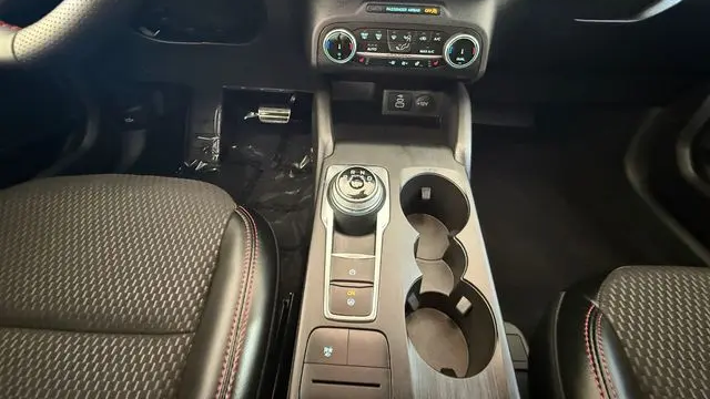 2024 Ford Escape Hybrid ST-Line Select
