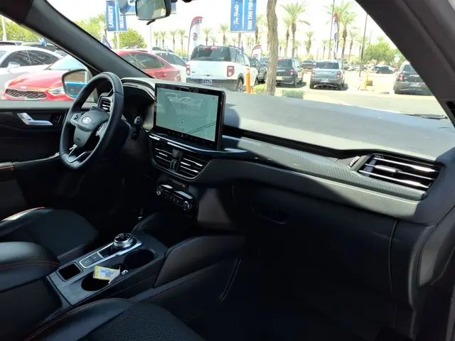2025 Ford Escape - $28,213