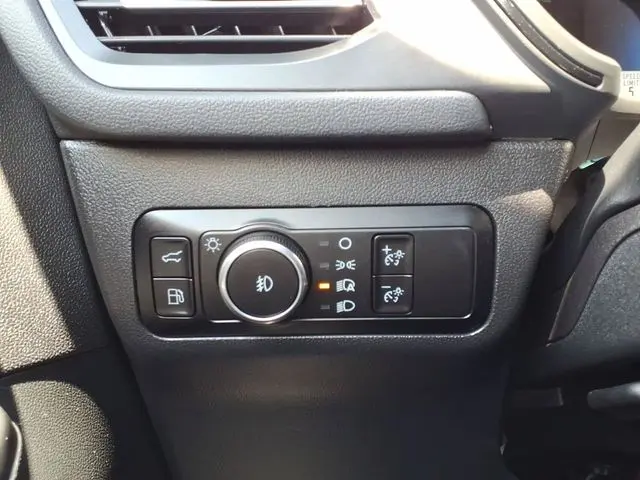 2025 Ford Escape - $28,213