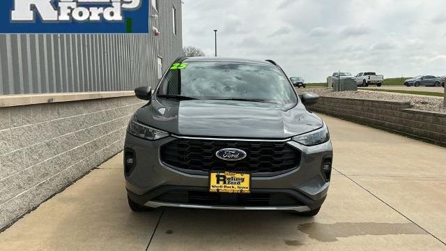 2025 Ford Escape Hybrid ST-Line Select