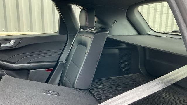 2025 Ford Escape Hybrid ST-Line Select