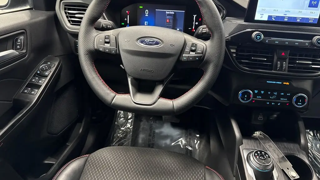 2025 Ford Escape Hybrid ST-Line Select