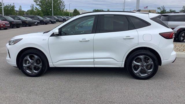 2023 Ford Escape Hybrid ST-Line Select