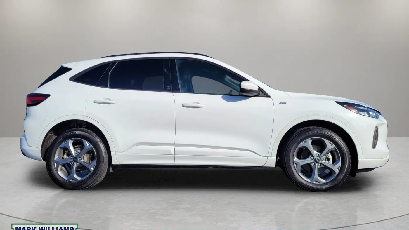 2023 Ford Escape Hybrid ST-Line Select