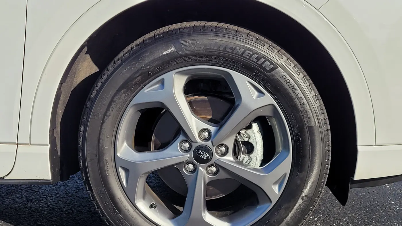2023 Ford Escape Hybrid ST-Line Select