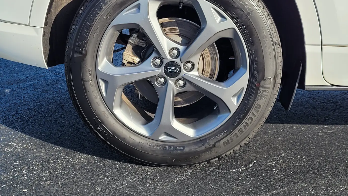 2023 Ford Escape Hybrid ST-Line Select