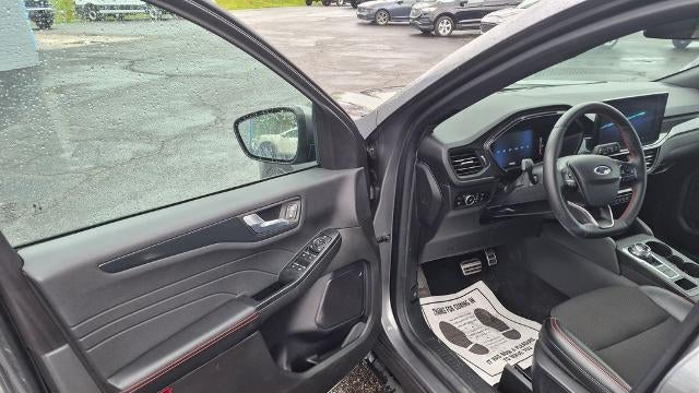 2024 Ford Escape Hybrid ST-Line Select