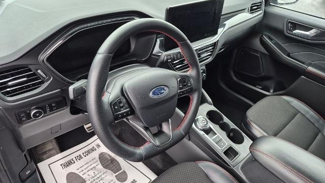 2024 Ford Escape Hybrid ST-Line Select